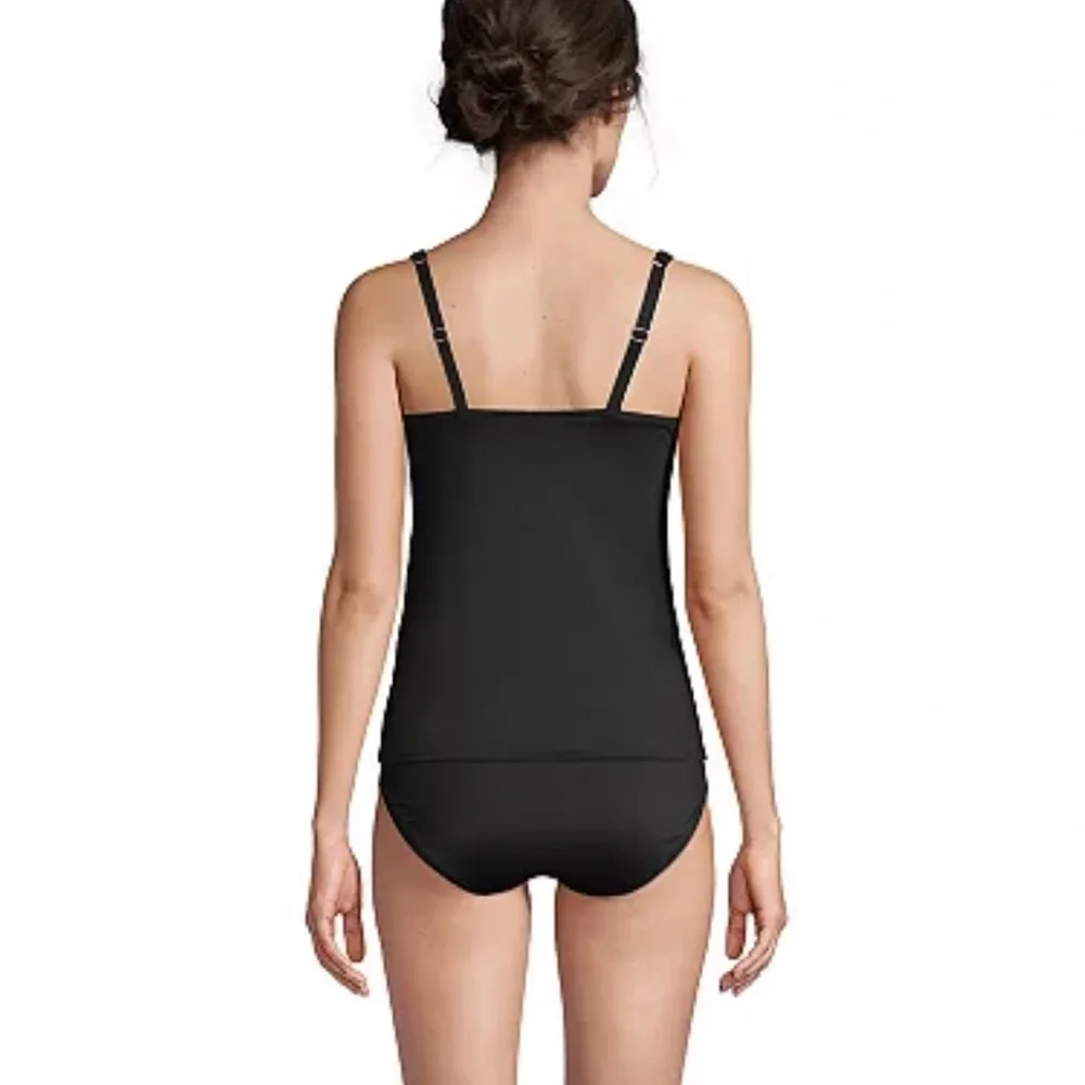 Lands End women lands